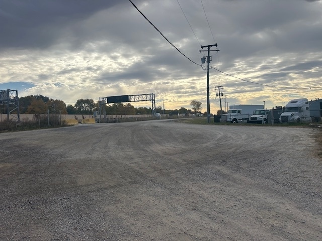 18130-18134 NW Frontage Rd, Joliet, IL for lease - Building Photo - Image 2 of 15