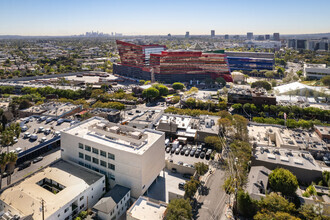 750 San Vicente Blvd, West Hollywood, CA - Aérien  Vue de la carte