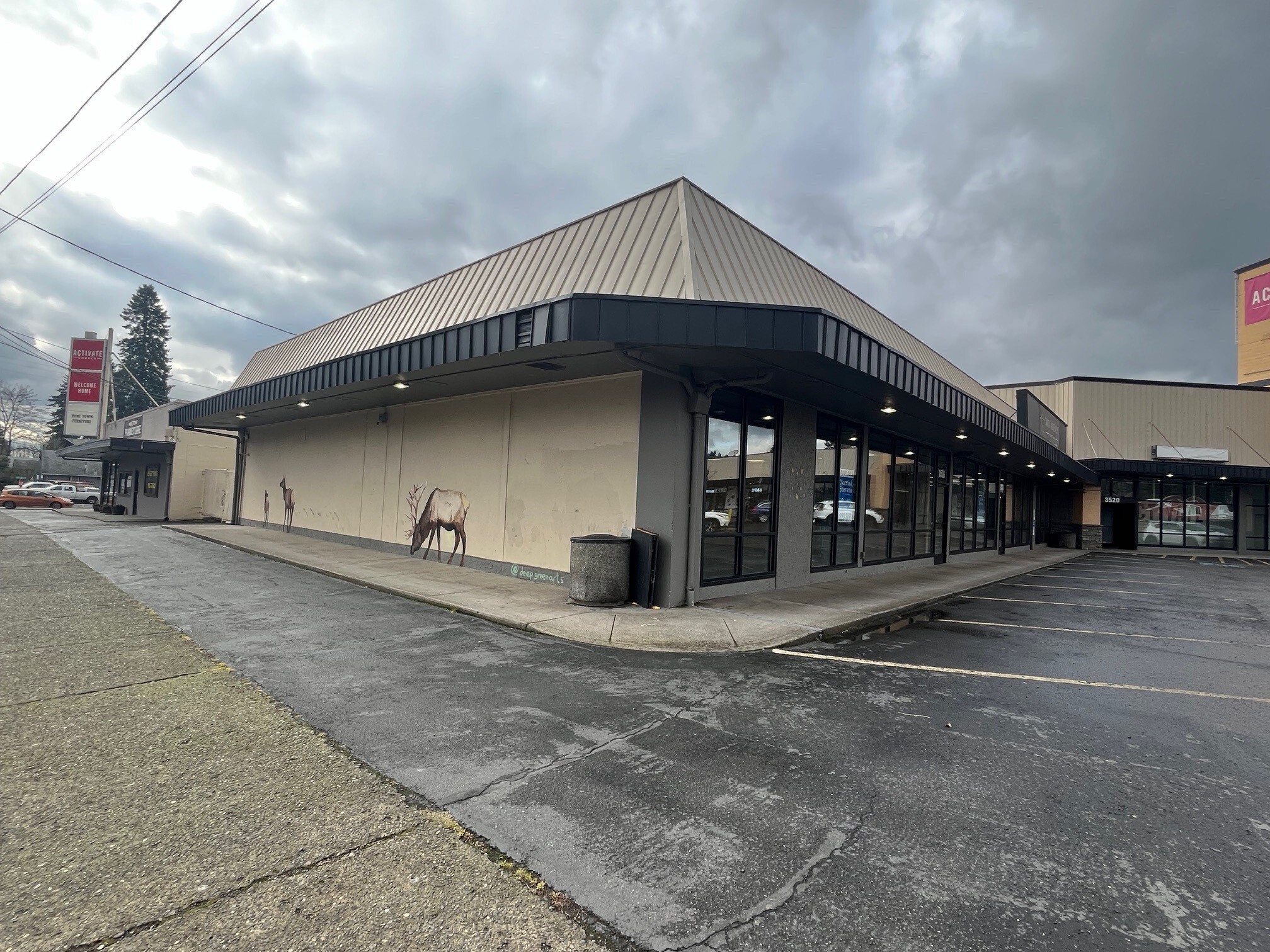 3504-3536 NE 3rd Ave, Camas, WA for lease Building Photo- Image 1 of 12