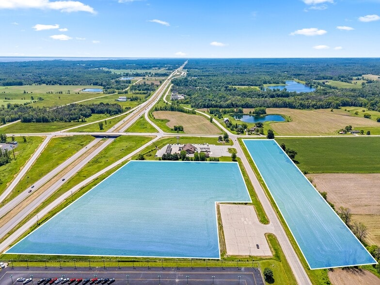 Hwy EE & Hwy 41/141, Abrams, WI for sale - Building Photo - Image 1 of 6