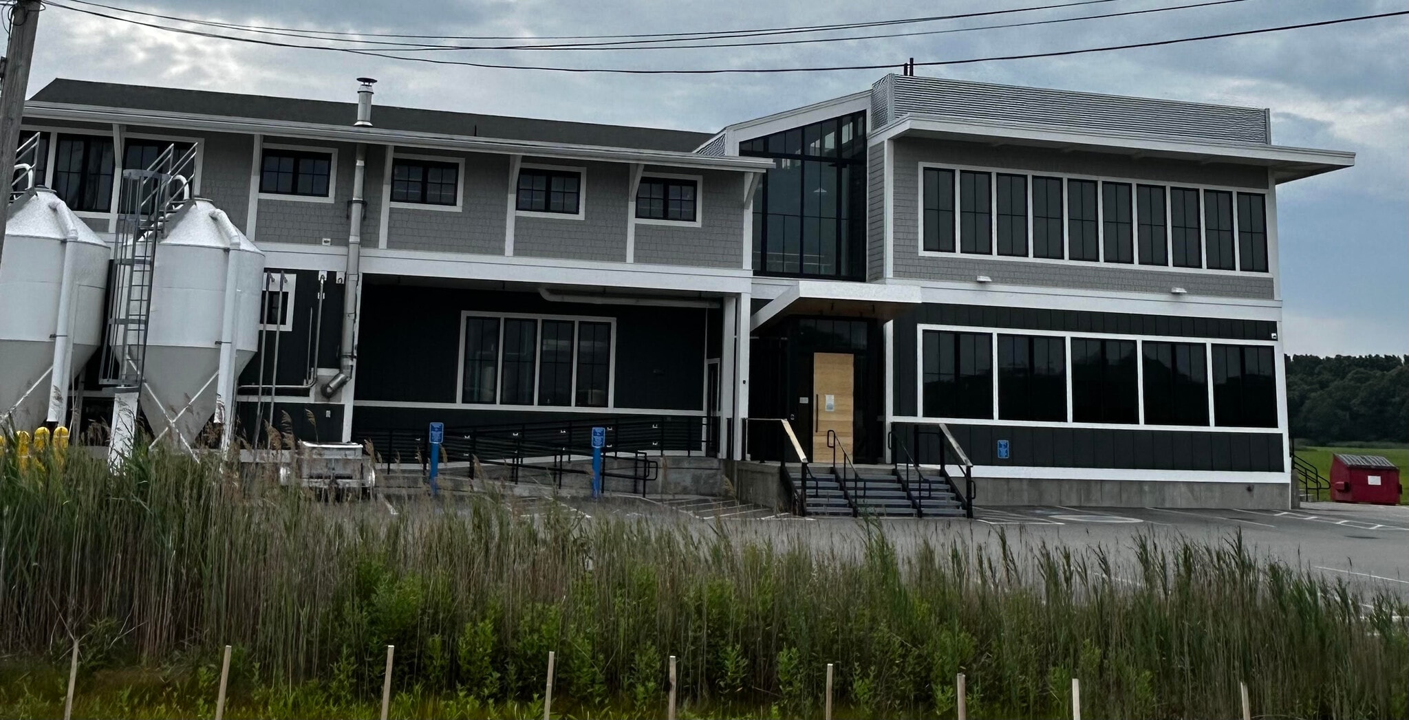 The Great Marsh Brewery portfolio of 2 properties for sale on LoopNet.ca Primary Photo- Image 1 of 3