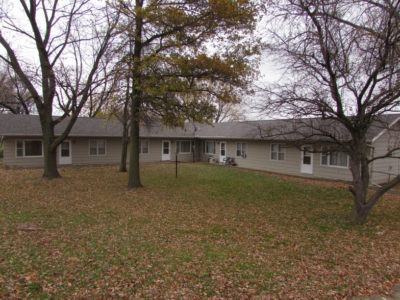 94 Main St, Massena, IA à vendre - Photo principale - Image 1 de 1