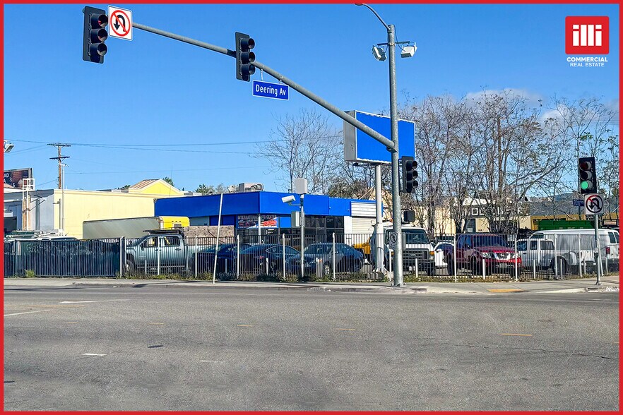 21339 Sherman Way, Canoga Park, CA à louer - Photo du bâtiment - Image 1 de 8