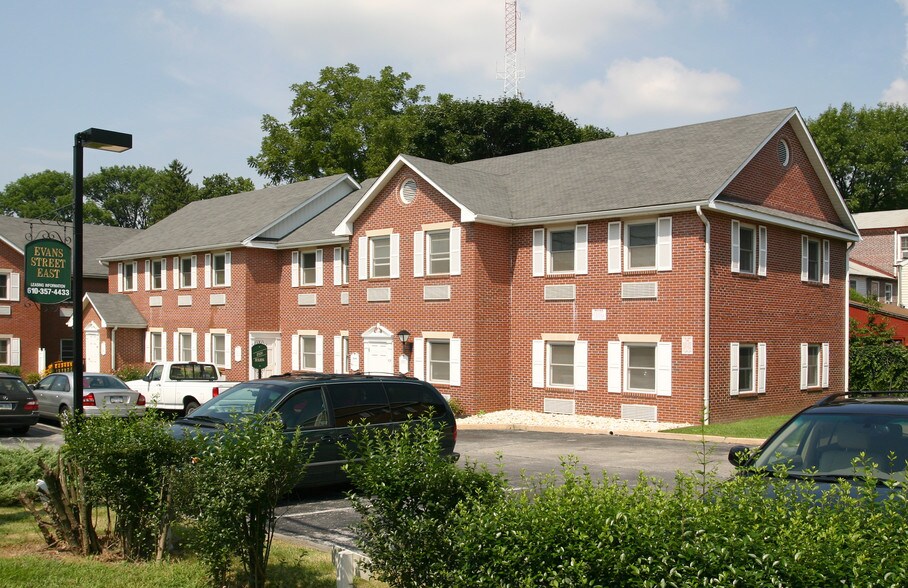 105 E Evans St SW, West Chester, PA à louer - Photo du bâtiment - Image 2 de 12