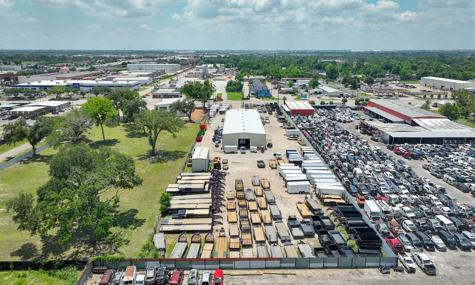 5319 Spencer Hwy, Pasadena, TX for lease - Aerial - Image 2 of 4