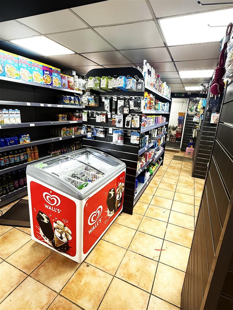 32 High Street Colliers Wood, London for lease Interior Photo- Image 1 of 5