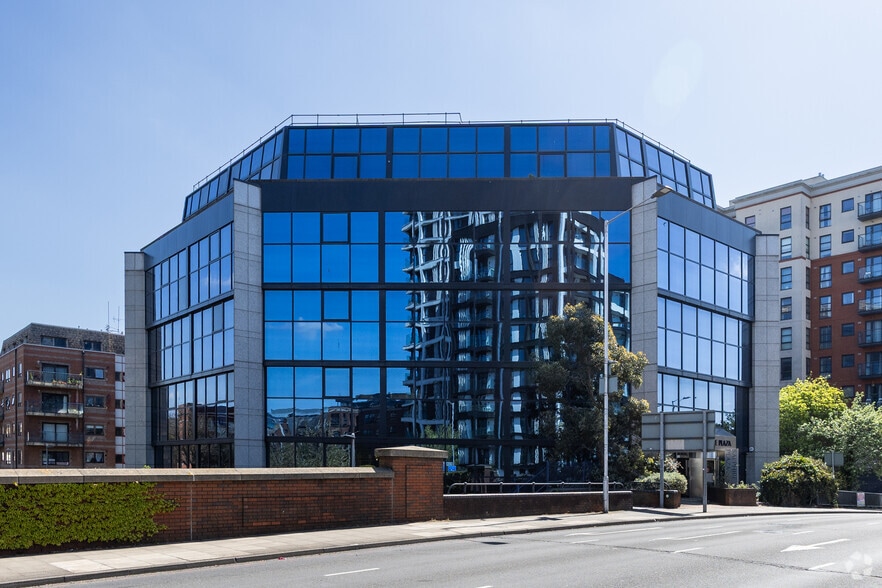 Watlington St, Reading for sale - Primary Photo - Image 1 of 7