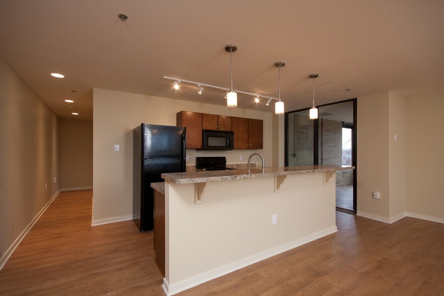 10 Symphony Circle, Buffalo, NY for sale - Building Photo - Image 3 of 13