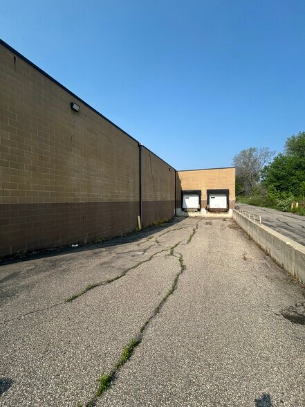 863 High Point Dr, Byron, MN à louer - Photo du bâtiment - Image 3 de 5