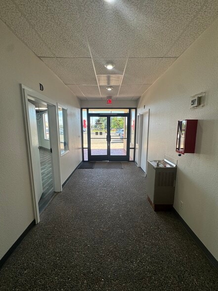 2211 W Court St, Pasco, WA for lease - Building Photo - Image 3 of 8