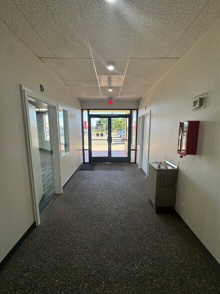 2211 W Court St, Pasco, WA à louer - Photo du bâtiment - Image 3 de 8