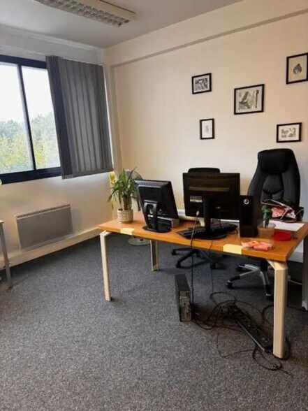 Bureau dans Noisy-le-Grand à louer - Photo intérieure - Image 2 de 6