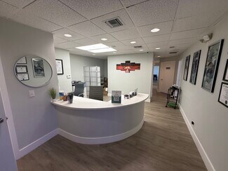 Plus de détails pour 7710 NW 71st Ct, Tamarac, FL - Médical à louer