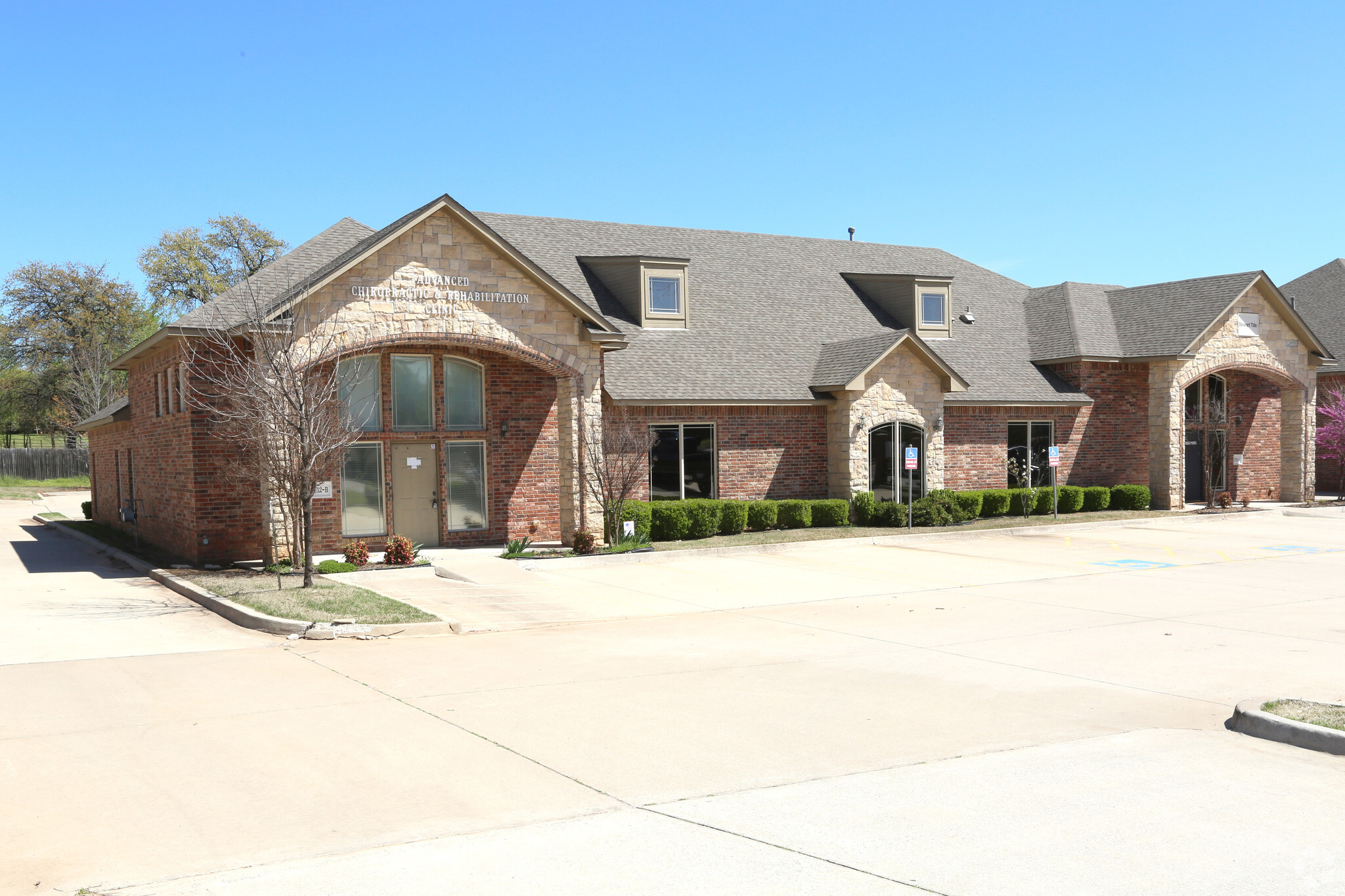 1712 S Post Rd, Midwest City, OK for sale Primary Photo- Image 1 of 18