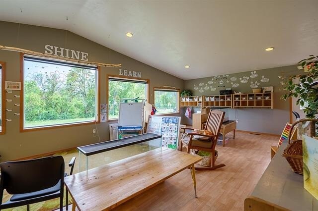 3900 Cedar Ct, Suamico, WI à vendre - Photo intérieure - Image 3 de 46