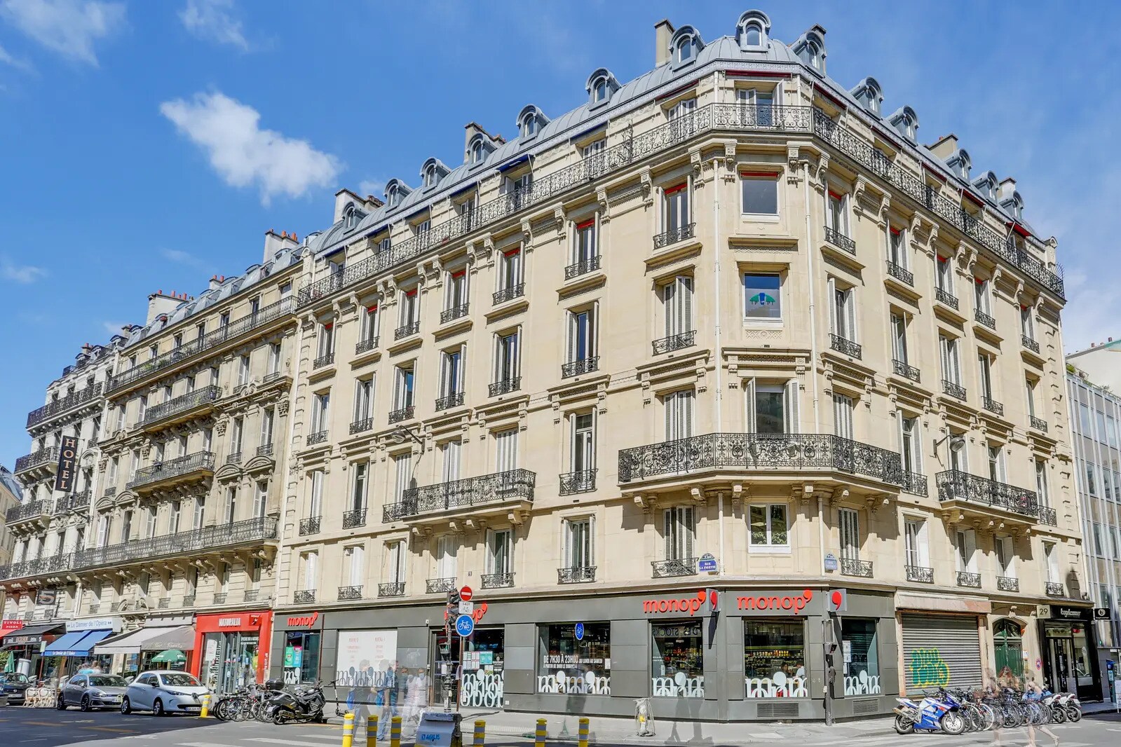 29 Rue Taitbout, Paris à louer Photo du bâtiment- Image 1 de 2