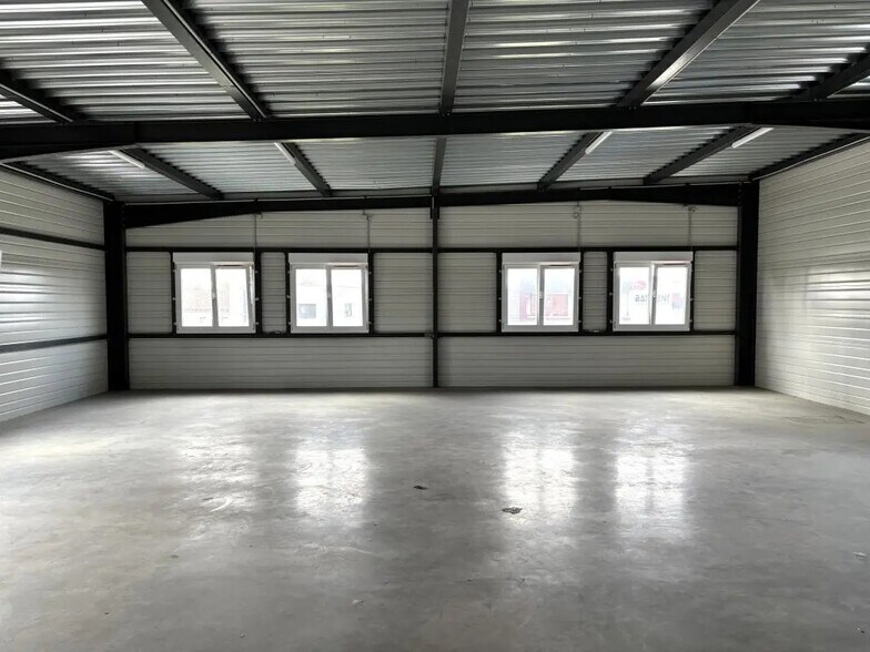 Flex dans Toulouse à louer - Photo du bâtiment - Image 2 de 23