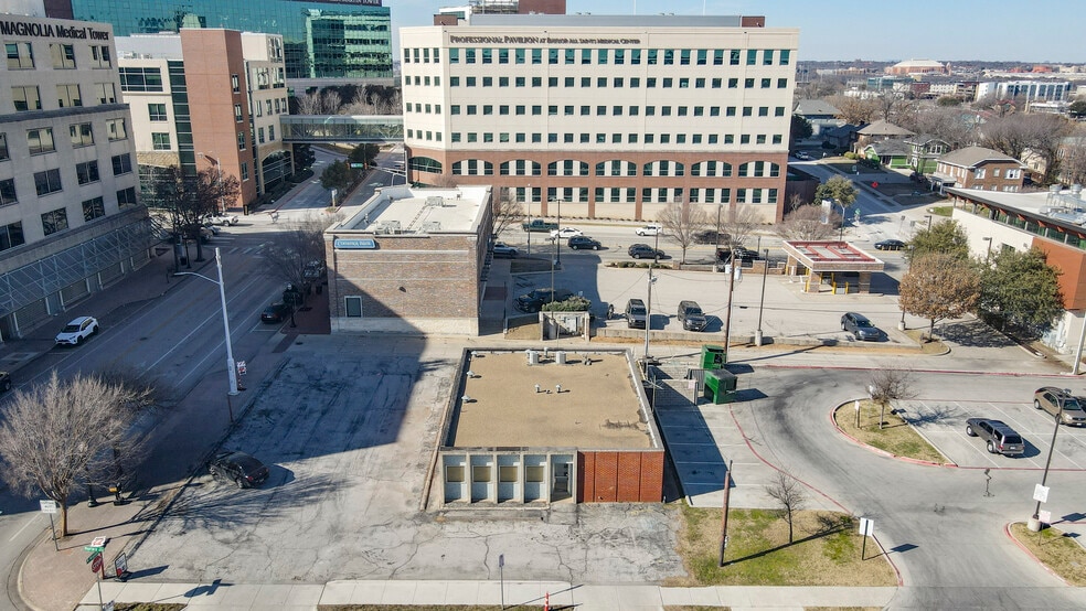 1550 W Magnolia Ave, Fort Worth, TX for sale - Building Photo - Image 2 of 20