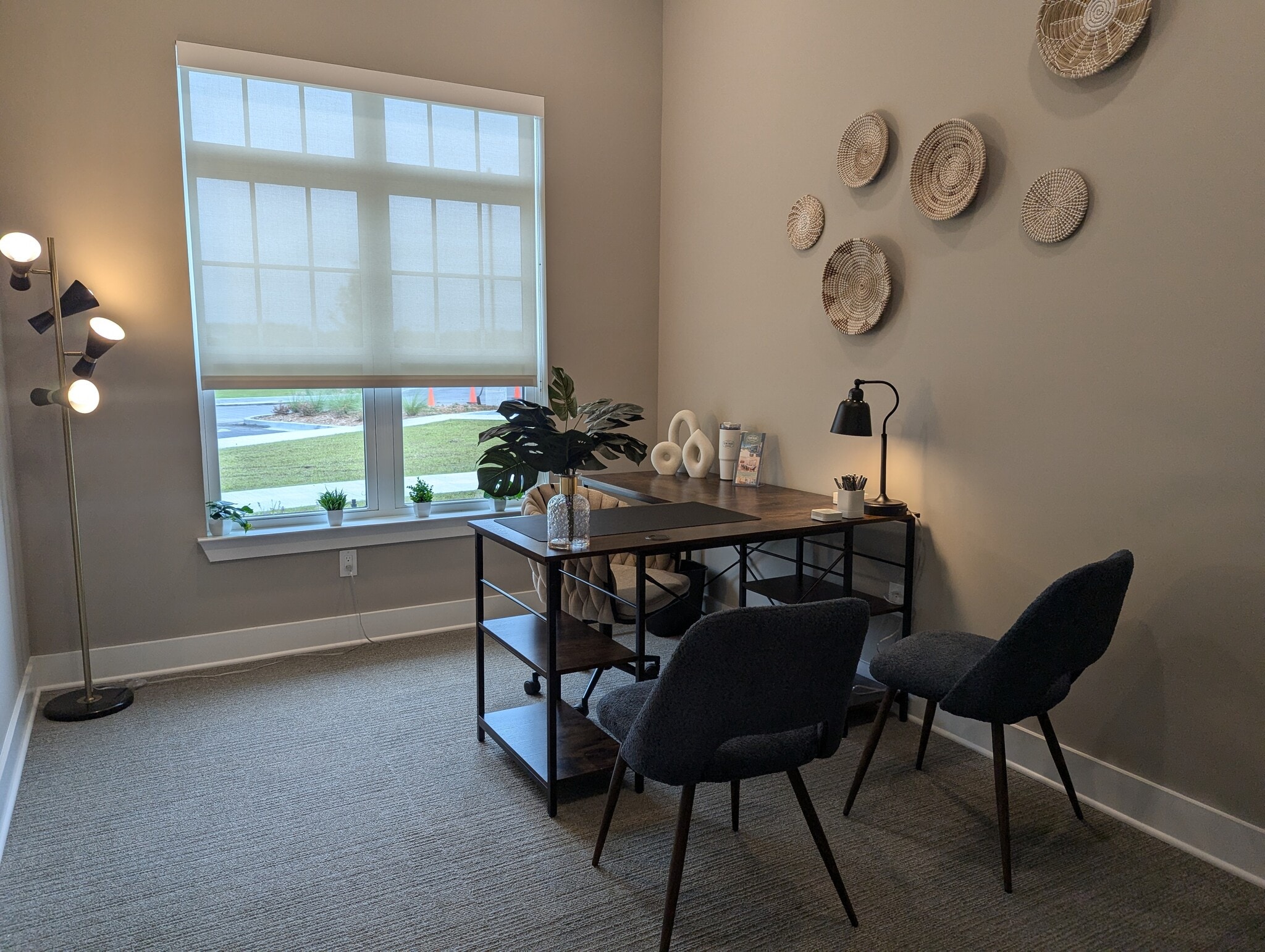 1000 Brunswick Cir, Brunswick, GA for lease Interior Photo- Image 1 of 1