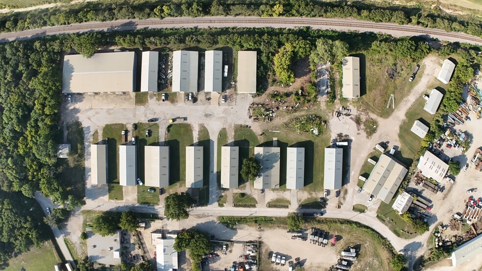 222 Valley Ln, Kennedale, TX for lease - Aerial - Image 3 of 16