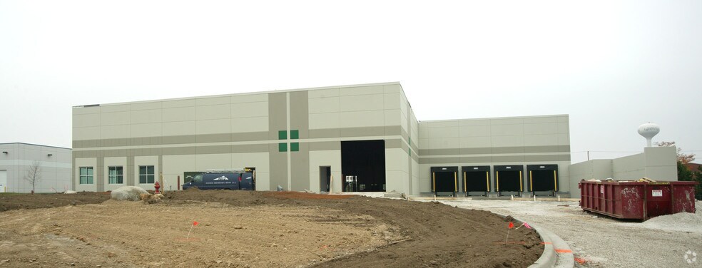 1940 USG Dr, Libertyville, IL à louer - Photo du bâtiment - Image 3 de 16