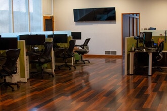 2323 E St, Bakersfield, CA for lease Interior Photo- Image 1 of 7