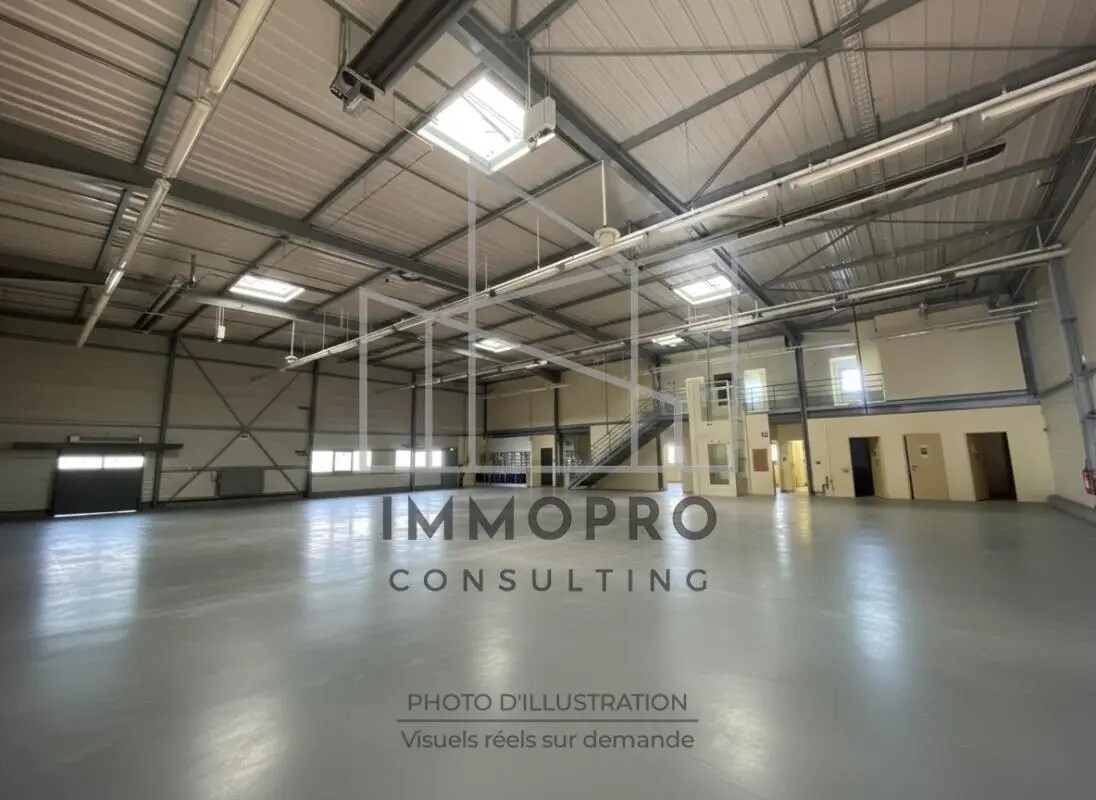 Flex in Saint-Étienne-du-Rouvray for lease Building Photo- Image 1 of 2