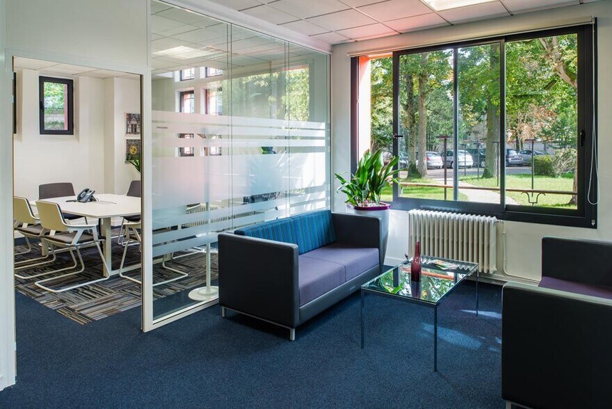 3 Rue Paul Tavernier, Fontainebleau à louer - Photo intérieure - Image 2 de 13