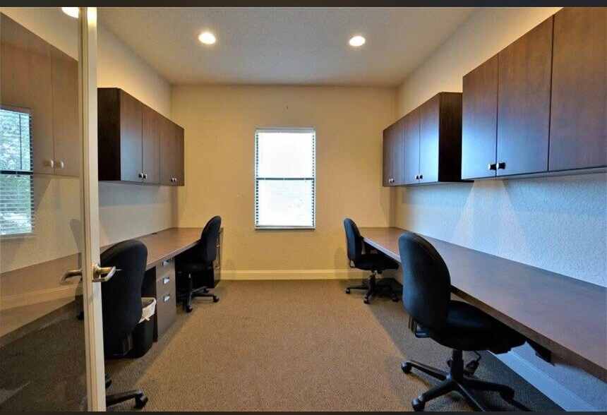 2561 Moody Blvd, Flagler Beach, FL à louer - Photo du bâtiment - Image 3 de 40