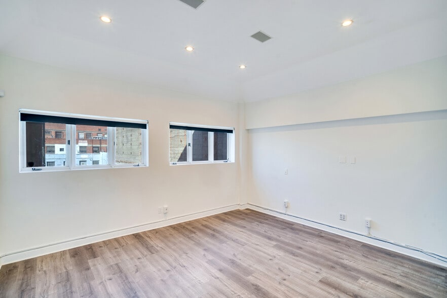 1427 3rd Street Promenade, Santa Monica, CA for lease - Building Photo - Image 2 of 5