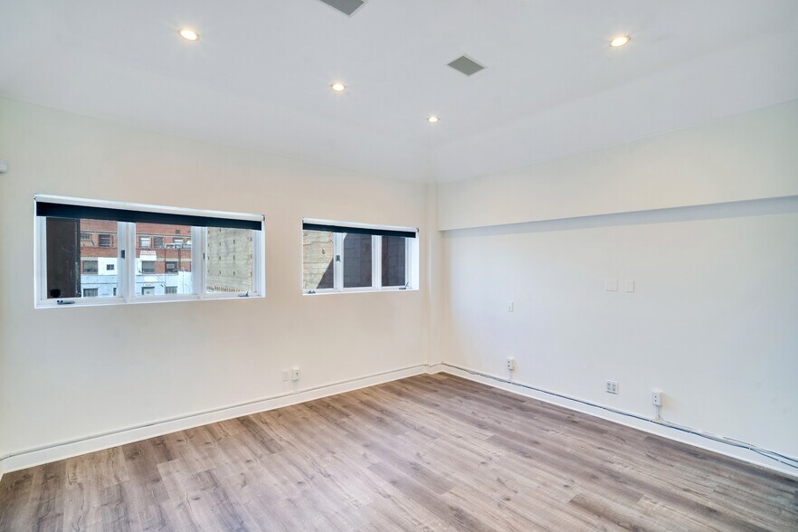 1427 3rd Street Promenade, Santa Monica, CA à louer - Photo du bâtiment - Image 2 de 5