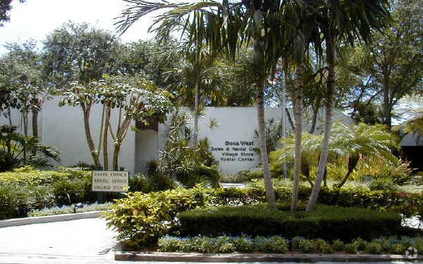 7763 W Glades Rd, Boca Raton, FL à louer Photo du bâtiment- Image 1 de 8