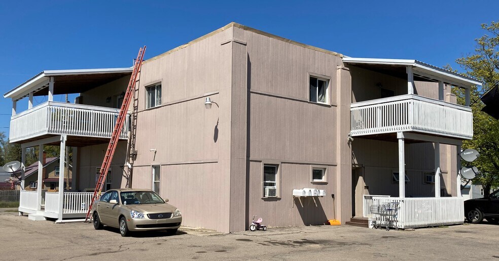 59 Maple Ave, Sodus, NY à vendre - Photo principale - Image 1 de 28