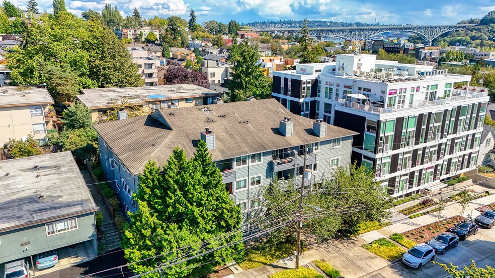 3624 Phinney Ave N, Seattle, WA for sale - Aerial - Image 2 of 35