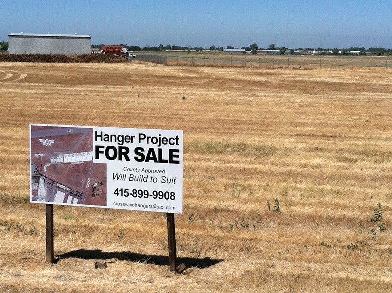 Terrain dans Olivehurst, CA à vendre - Photo du bâtiment - Image 1 de 1