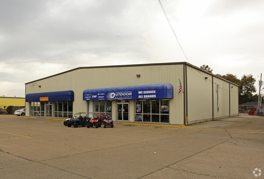 2058-2060 E Texas St, Bossier City, LA à louer - Photo du bâtiment - Image 3 de 23
