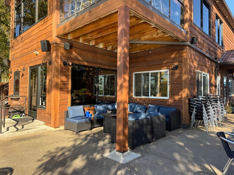 501 Lake Ave, Fairmont, MN à vendre - Photo du bâtiment - Image 3 de 32