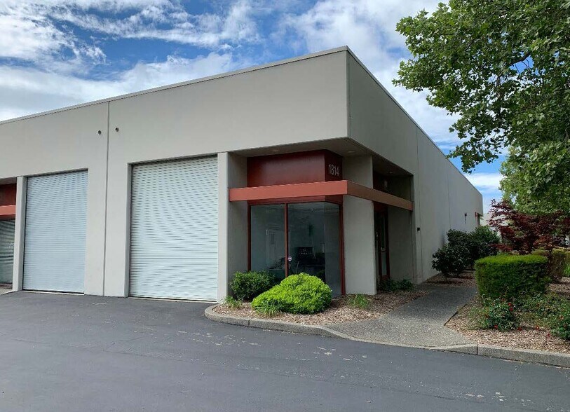 1814 Empire Industrial Ct, Santa Rosa, CA à vendre - Photo du bâtiment - Image 2 de 5