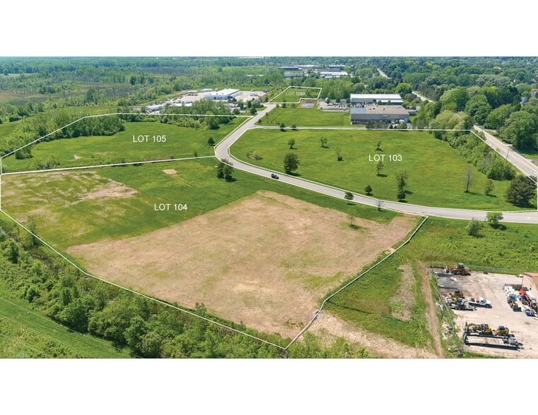 #104 International Blvd, Rochester, NY à vendre - Photo du bâtiment - Image 1 de 5