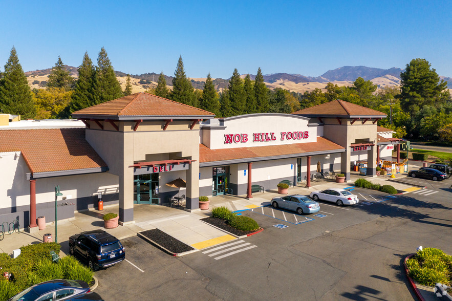 2200-2290 Oak Grove Rd, Walnut Creek, CA for lease - Building Photo - Image 1 of 2