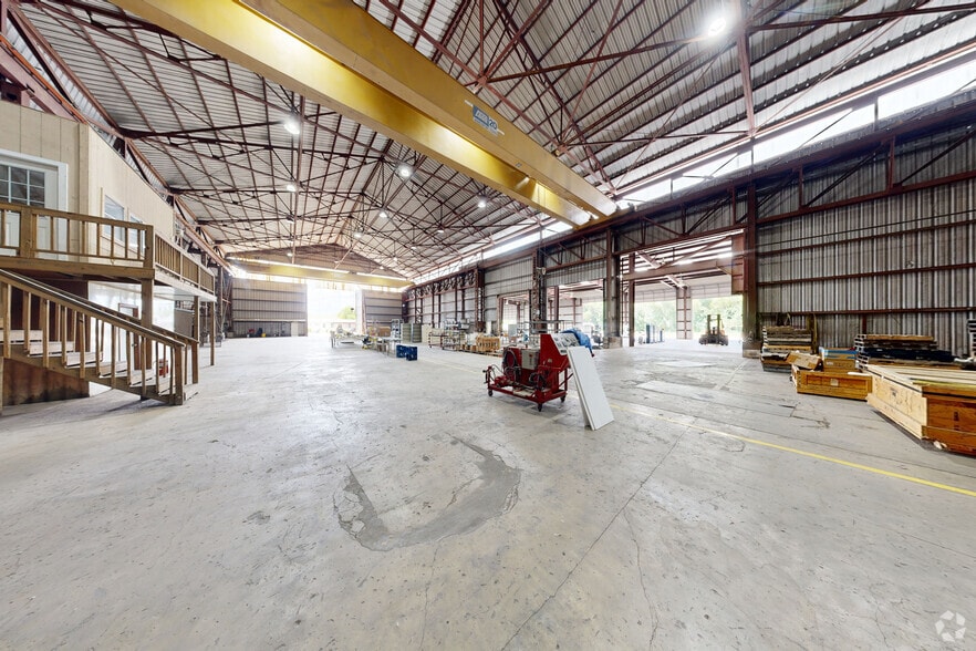 12050 Proctor St, Houston, TX for lease - Matterport 3D Scan - Image 2 of 35