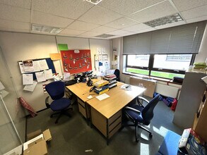 161 Brooms Rd, Dumfries for lease Interior Photo- Image 2 of 7