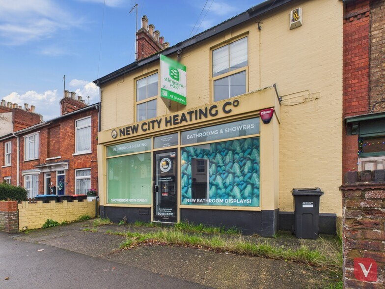 58 Wolverton Rd, Milton Keynes à louer - Photo du bâtiment - Image 2 de 8