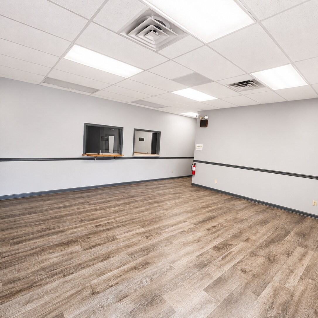 16529 Coastal Hwy, Lewes, DE for lease Interior Photo- Image 1 of 5
