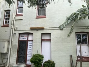 202-204 Railway Pde, Kogarah à louer Photo du bâtiment- Image 2 de 5