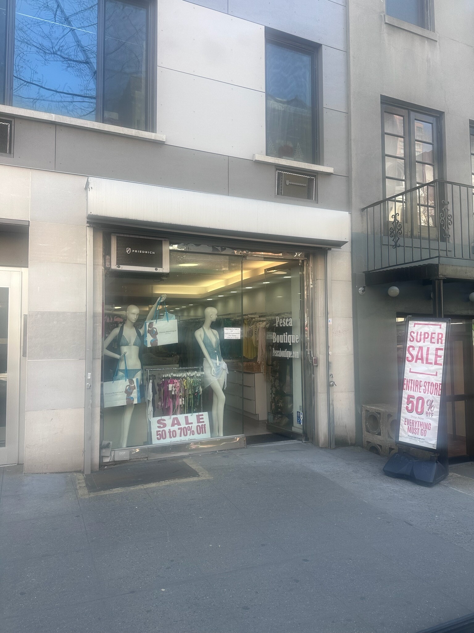 244-246 E 60th St, New York, NY for lease Building Photo- Image 1 of 8