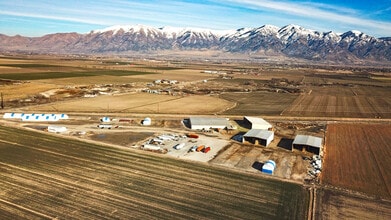 6615 W 6400 N Rd, Tremonton, UT for sale Interior Photo- Image 2 of 15