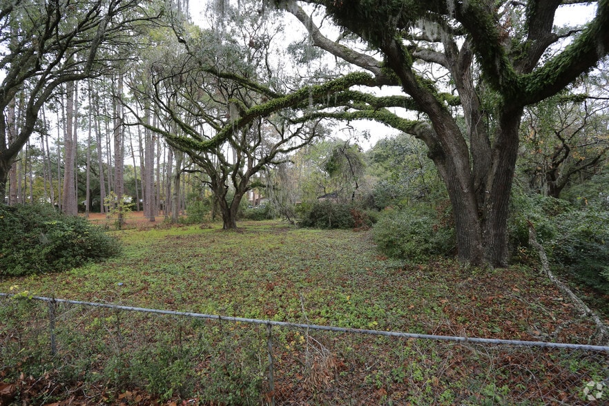 1245 May River Rd, Bluffton, SC à vendre - Photo du bâtiment - Image 2 de 2