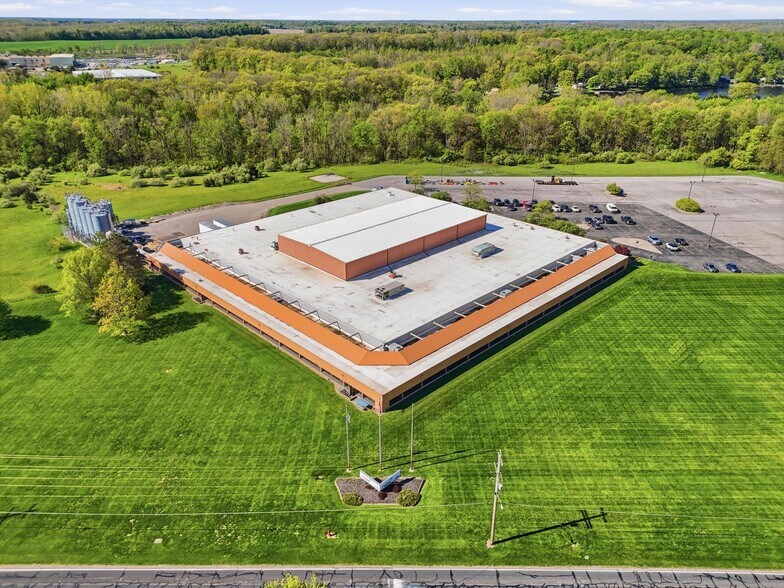 2855 E Bellefontaine Rd, Hamilton, IN à vendre - Photo du bâtiment - Image 3 de 7