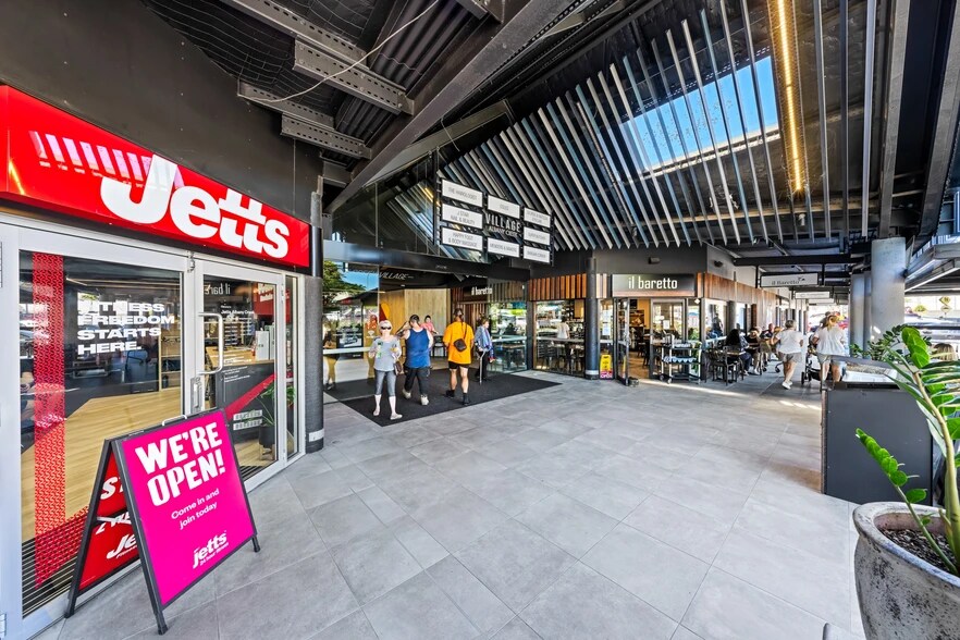 700 Albany Creek Rd, Moreton Bay for lease - Building Photo - Image 3 of 7